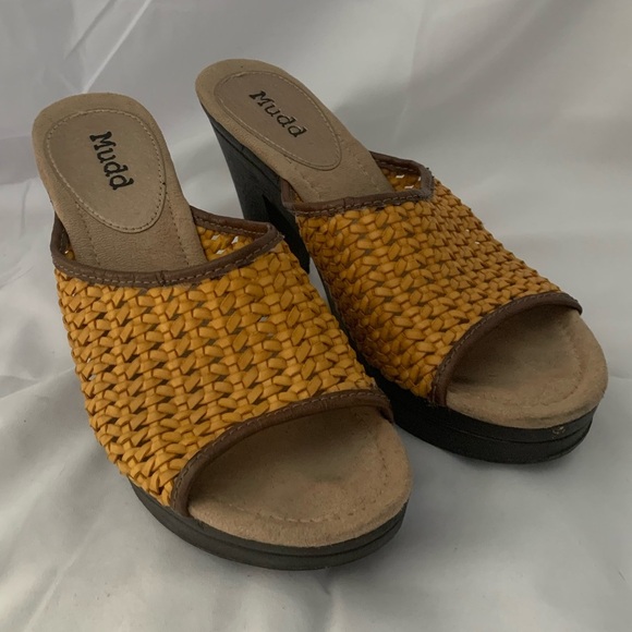 Mudd Natural Woven Leather Platform Mule - Picture 2 of 9
